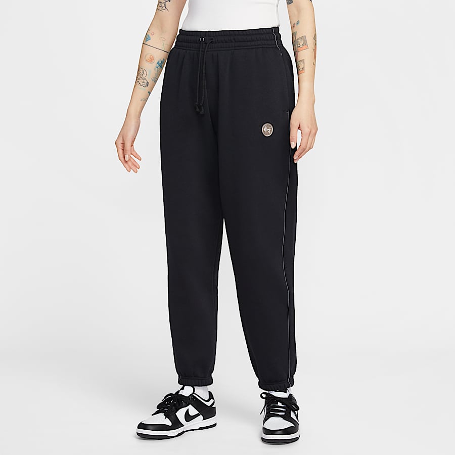 Nikeおすすめのレディース向けブラック スウェットパンツ.オンライン
